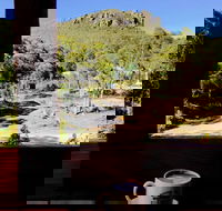 Round Hill Coffee - Internet Find