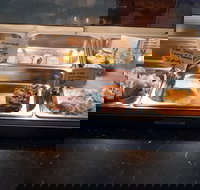 Wanda In Cafe - Internet Find