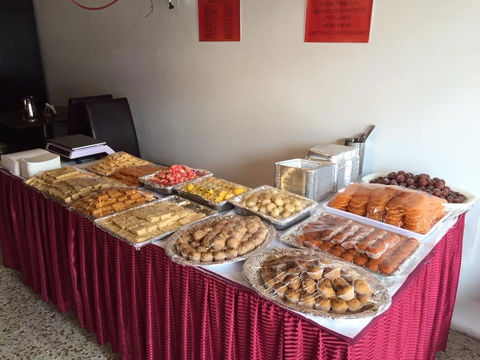 Indioz Tandoori Restaurant - Internet Find 0