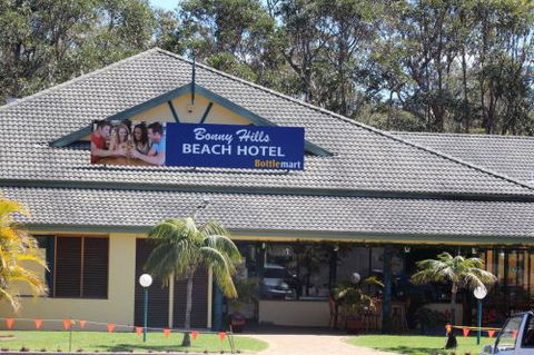 Bonny Hills Beach Hotel - Internet Find 1