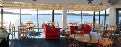 The Cormorant - Cafe On The Pier - Internet Find 2