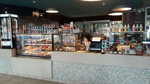 Aqualink Cafe - Internet Find 0