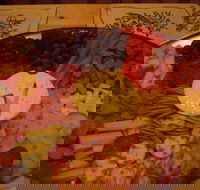 Donnybrook Hotel - Internet Find