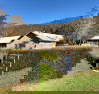 King River Estate - Internet Find