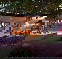 Bad Apples Bar - Internet Find