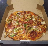 Alberto's Pizzeria - Internet Find