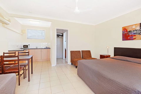 Wingham Motel - Internet Find 3