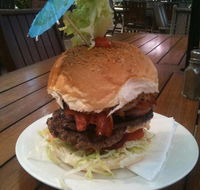Dingo Beach Hotel - Internet Find