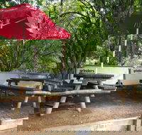 Igloo Roadhouse - Internet Find