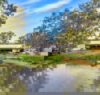 Jaeschkes Hill River Clare Estate - Internet Find