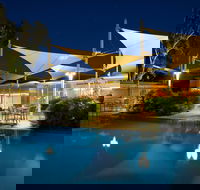 Pira Pool Bar - Internet Find