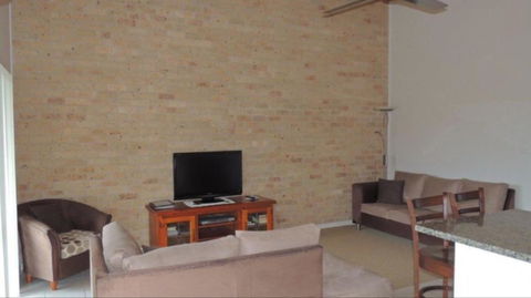 Avon View Stays Accommodation. - Internet Find 21