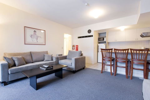 Lantern Apartments - Internet Find 27