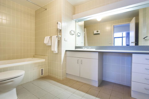 Lantern Apartments - Internet Find 12