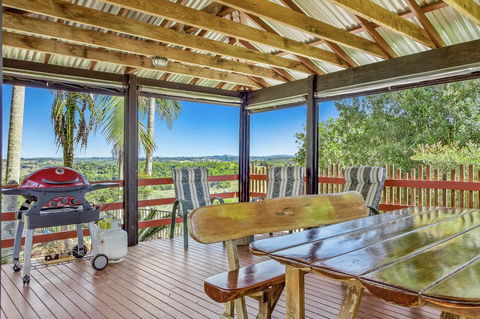 Byron Hinterland Villas - Internet Find 1