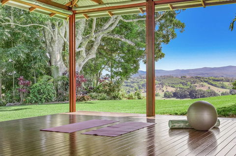 Byron Hinterland Villas - Internet Find 3