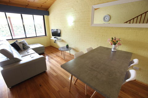 The Great Escape Lofts - Internet Find 24