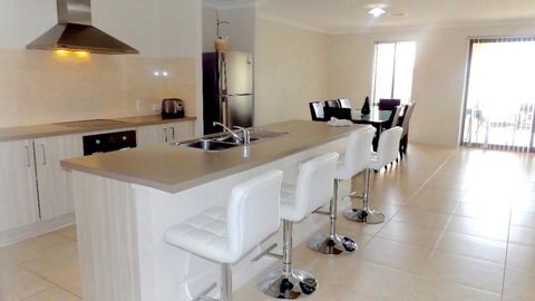 Jindabyne Executive - Internet Find 8