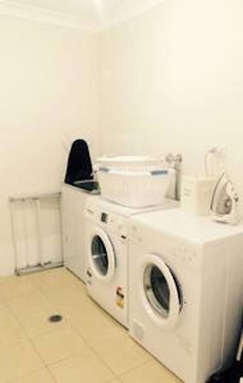 Jindabyne Executive - Internet Find 9