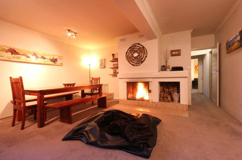 Full Circle Apartments - Internet Find 0