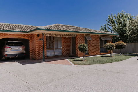 Central Wagga Self Catering Apartment - Internet Find 3