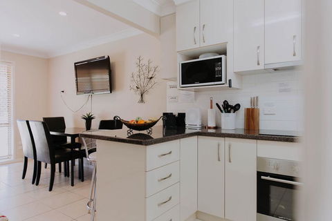 Central Wagga Self Catering Apartment - Internet Find 1