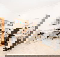 The Eye Place - Internet Find