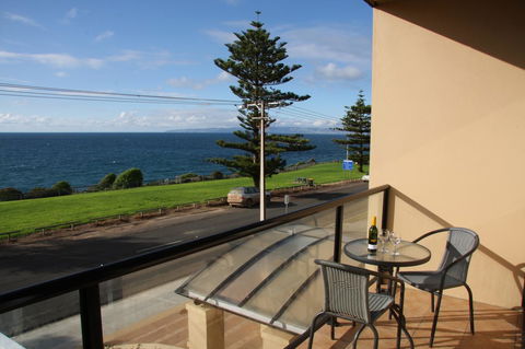 Kangaroo Island Seafront - Internet Find 35