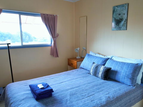 Baudin Beach Apartments - Internet Find 9