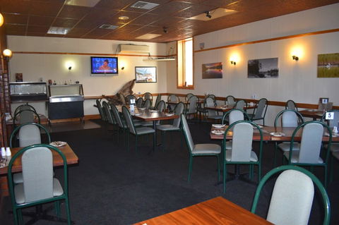Commercial Hotel Morgan - Internet Find 7