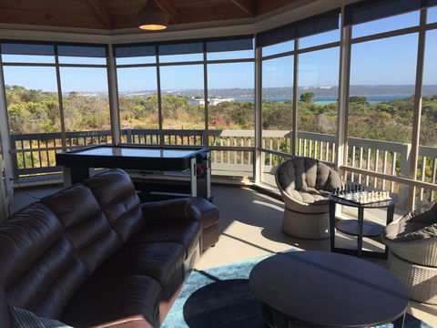 White Sands Holiday Retreat - Internet Find 18