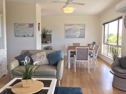 White Sands Holiday Retreat - Internet Find 5