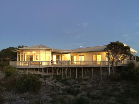 White Sands Holiday Retreat - Internet Find 0
