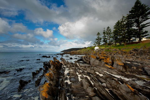 Penneshaw Oceanview Apartments - Internet Find 17