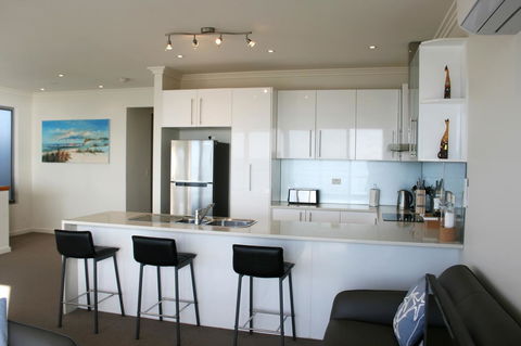 Penneshaw Oceanview Apartments - Internet Find 4