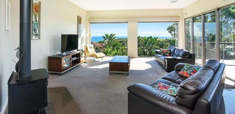 Lavina Luxury Beach House - Internet Find 41