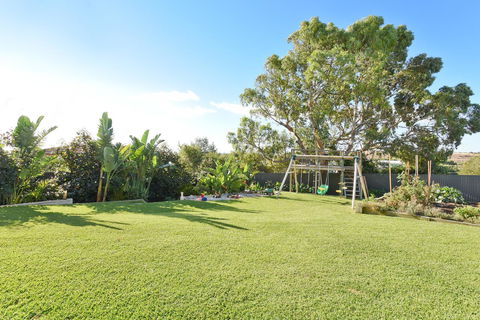 Lavina Luxury Beach House - Internet Find 4