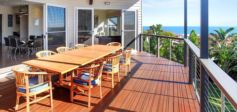 Lavina Luxury Beach House - Internet Find 3