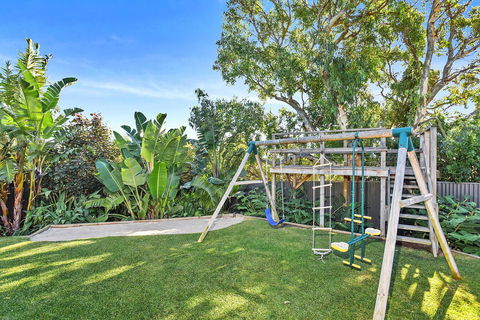 Lavina Luxury Beach House - Internet Find 13