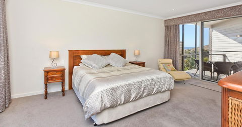 Lavina Luxury Beach House - Internet Find 16