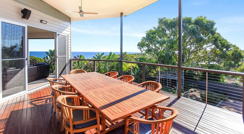 Lavina Luxury Beach House - Internet Find 37