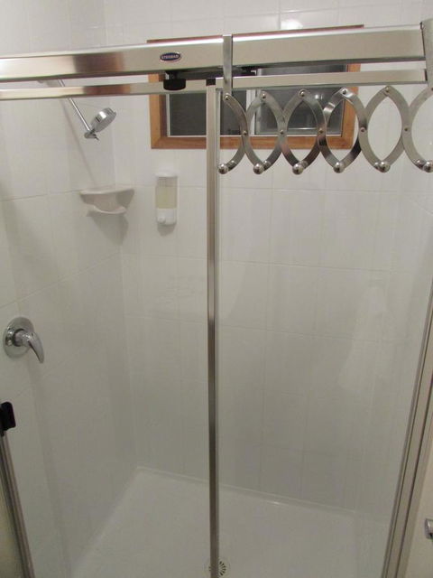 Lazy Days Bed &Breakfast Cottage - Victor Harbor - Internet Find 22