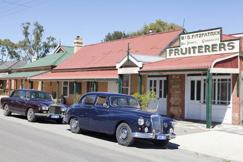 The Fruiterer's - Internet Find 14