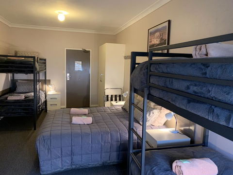 Aalberg Chalet - Internet Find 32