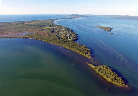 Lakeview Cottage - Internet Find 11