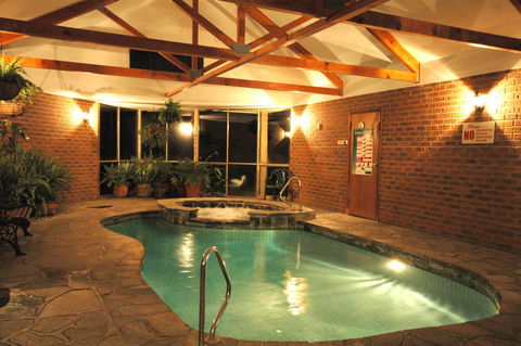 Burra Motor Inn - Internet Find 16