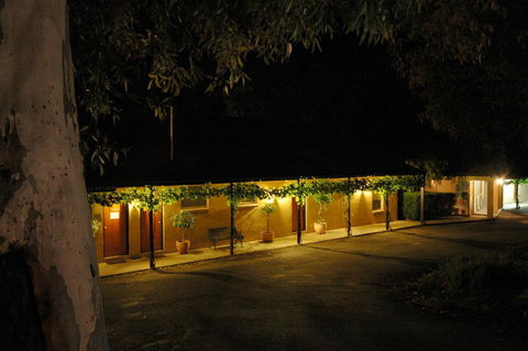 Burra Motor Inn - Internet Find 18