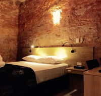 The Lookout Cave Underground Motel - Internet Find