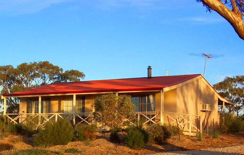 Windmill Cottage - Internet Find 0