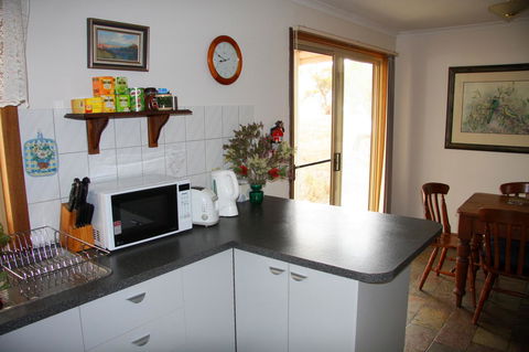 Windmill Cottage - Internet Find 8